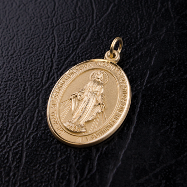 (Spanish item) Medium gold plated Miraculous Medal