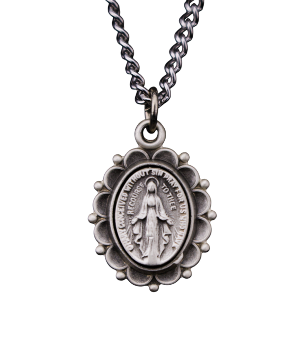 Scalloped Edge Miraculous Medal and Chain