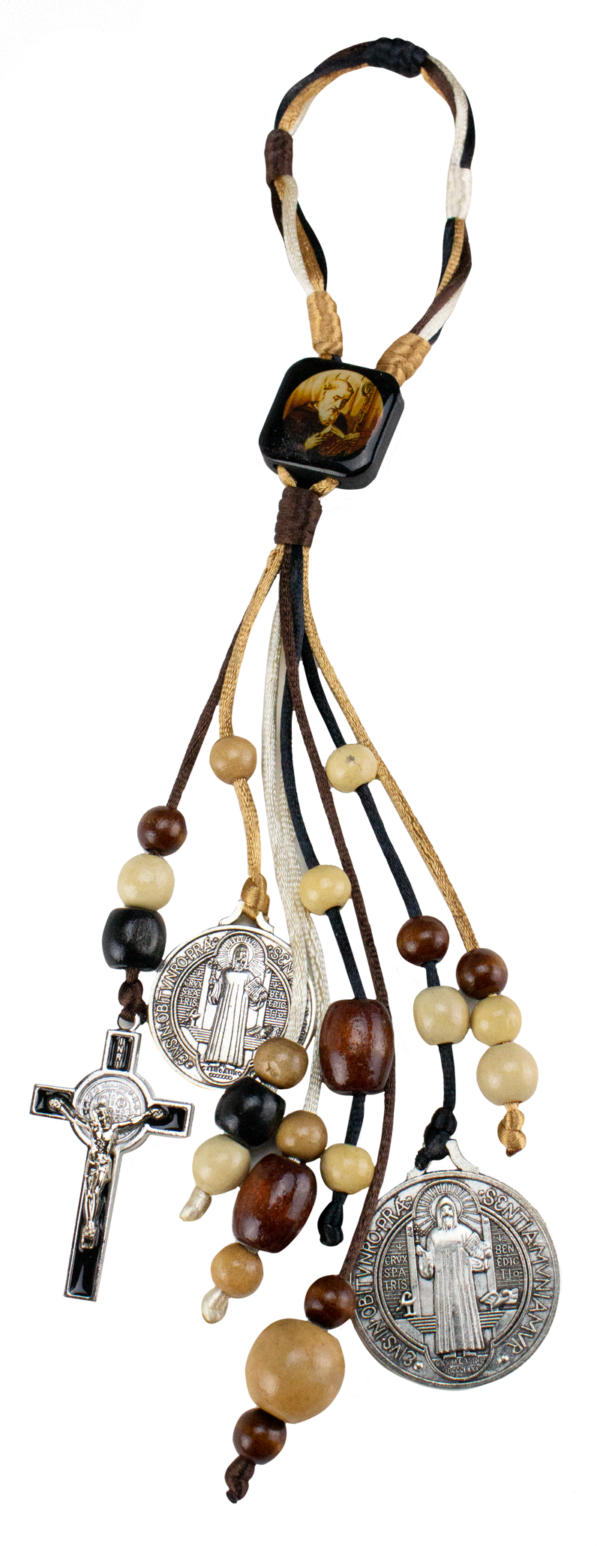 (Spanish item) Saint Benedict pendant for home